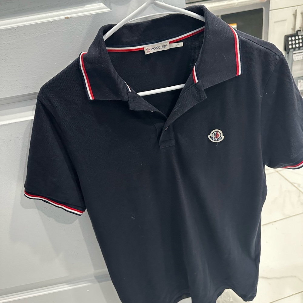 Men’s moncler polo shirt navy blue size medium runs small